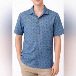 OLD NAVY Blue Shell Print Short Sleeve Button Down Shirt Size:Small